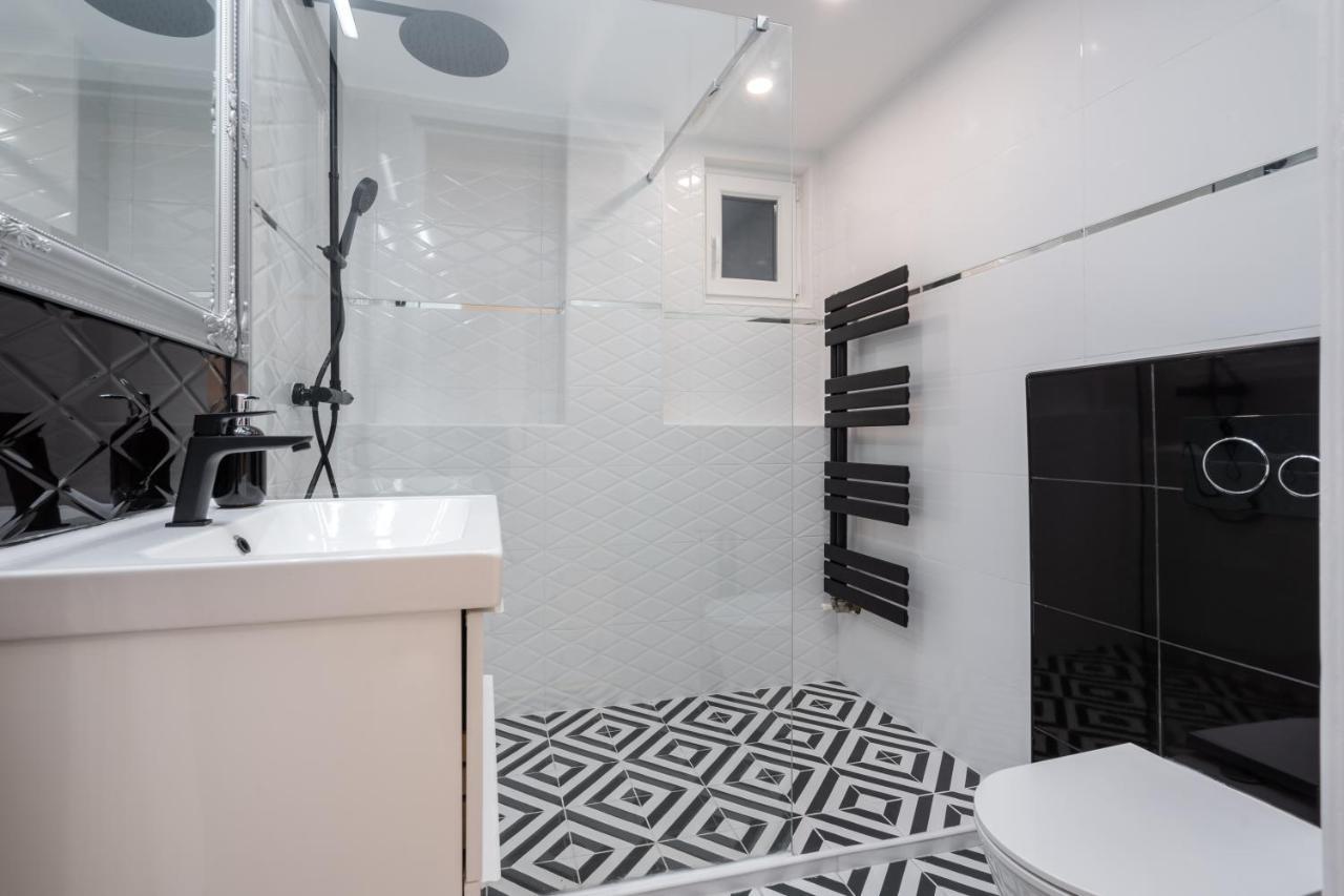 Premium Art Deco Apartment At Broadway // 4Bdr & 3Br 布达佩斯 外观 照片